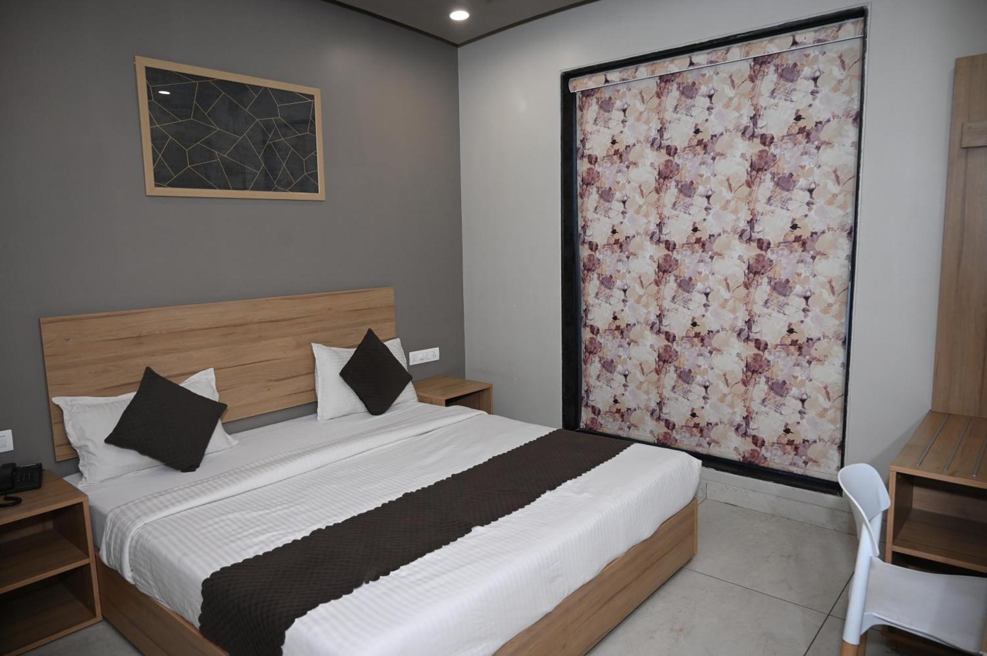 Sheer Bliss Hotel Udaipur Exterior photo